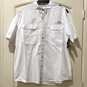 Size Large Mens Magellan Outdoors button down shirt